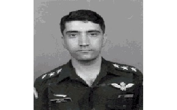Major Puneet Karol, Sena Medal (Posthumous) — 661 Army Aviation Squadron, Army Aviation Corps